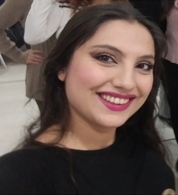  Elif Cinnet